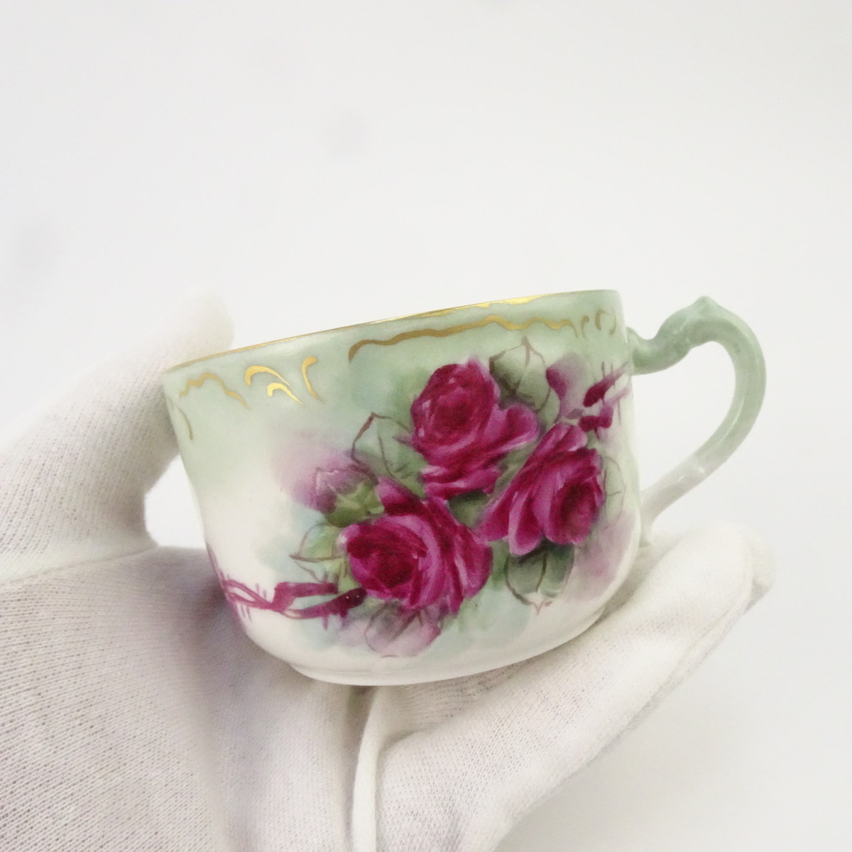 アビランド ティーカップ＆ソーサー 薔薇柄