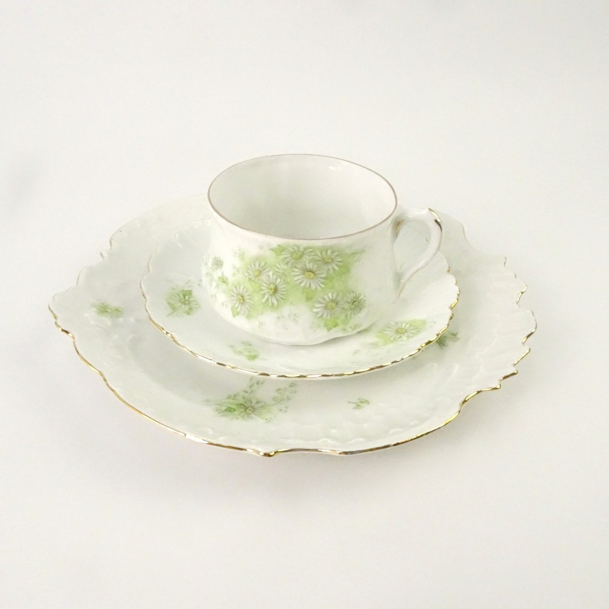 アンティーク マーガレット ティーカップ トリオ