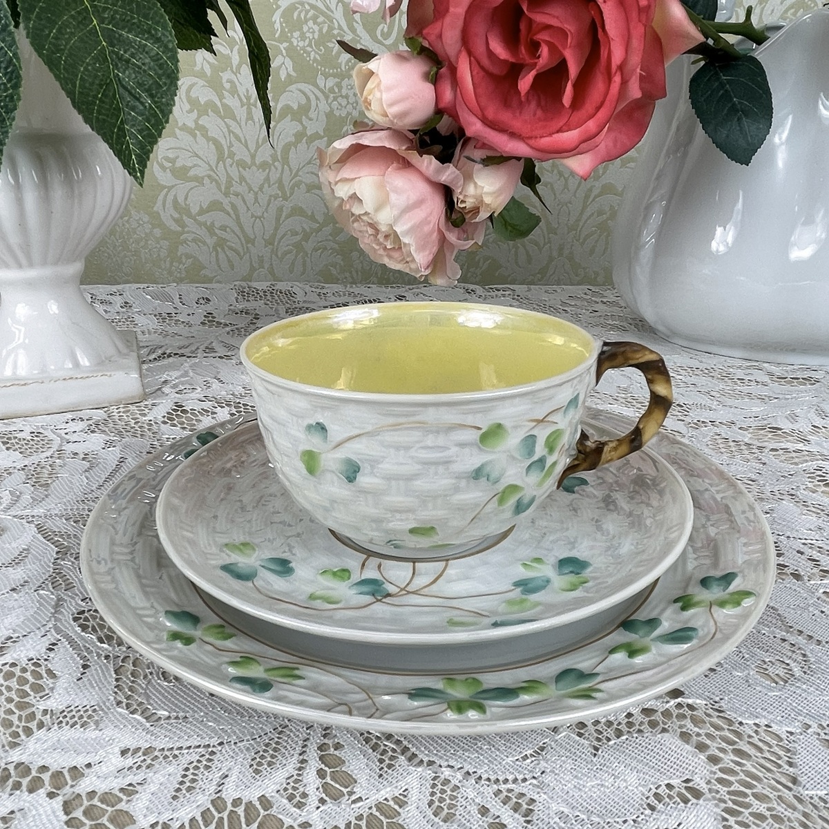 オールドノリタケ　シロツメクサ アンティーク カップアンドソーサー